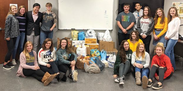 Gray Stone Day School holds canned food drive